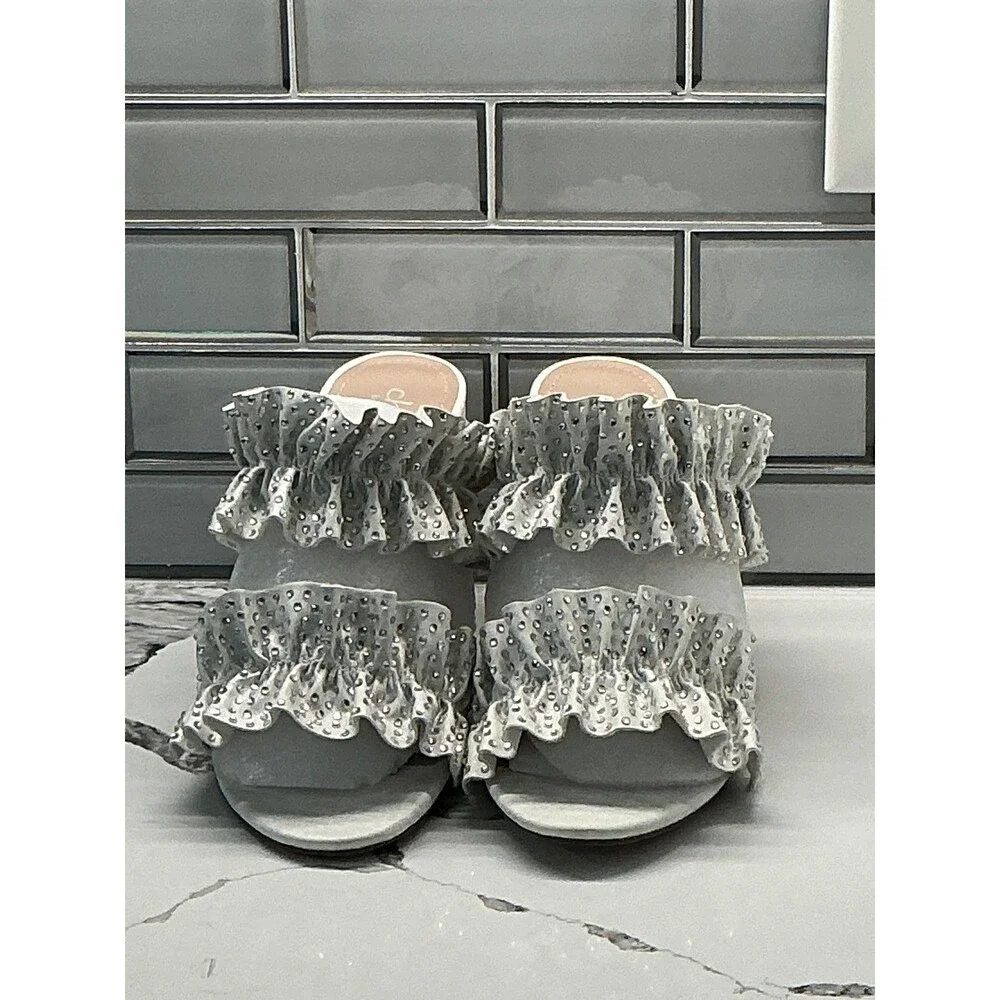 Charles David Royals White‎ Ruffled Embellished Block Heel Mules Size 9.5 M